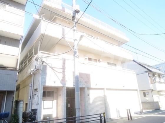 3階建のマンションです♪