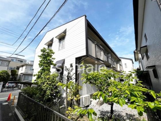 2階建てのアパート