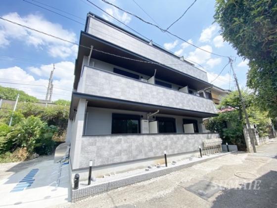 3階建ての外観になります☆彡