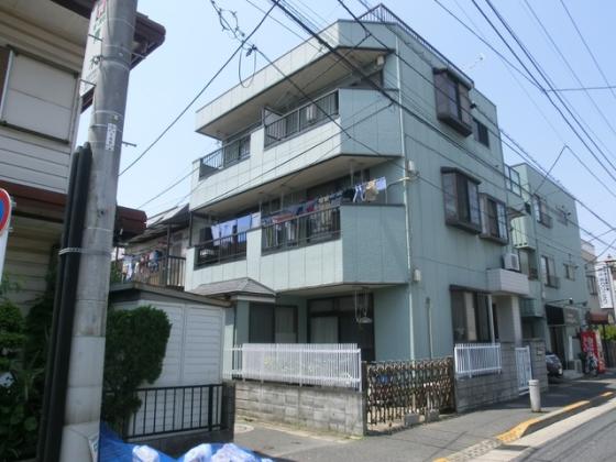 南向きの日当たりの良いマンションです。