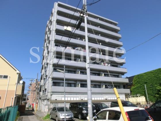 きれいな外観のオートロックマンションです♪