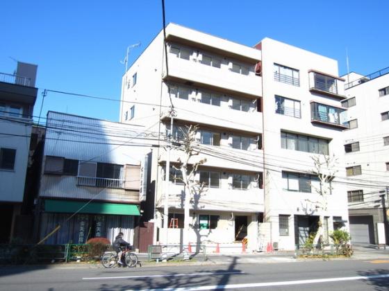 王子駅まで徒歩8分！