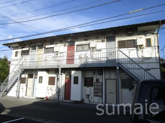 2階建のアパートです☆