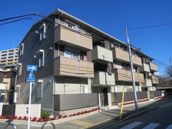 ホームセキュリティ、オートロック付きのマンションです♪