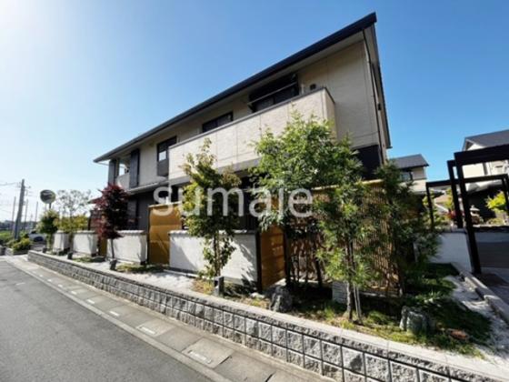 ２階建てのアパート