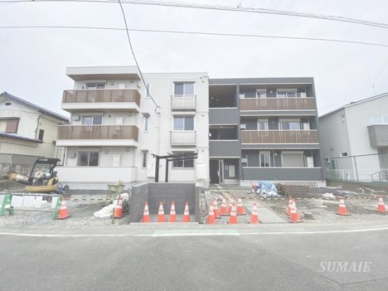 お洒落な外観（工事中）