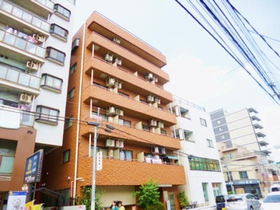 タイル張りのきれいなマンション！
