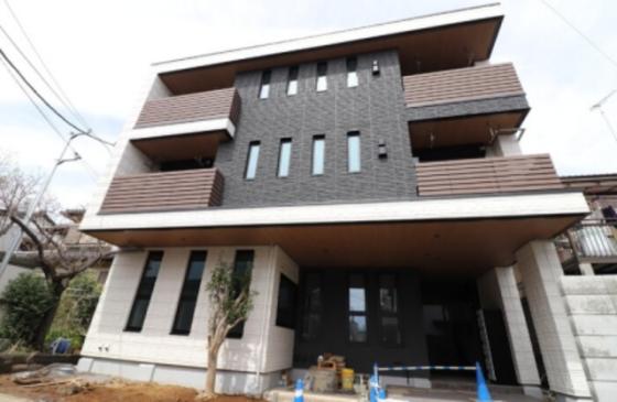 3階建てのアパート☆
