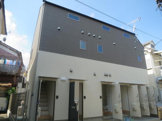 シックな印象の外観！