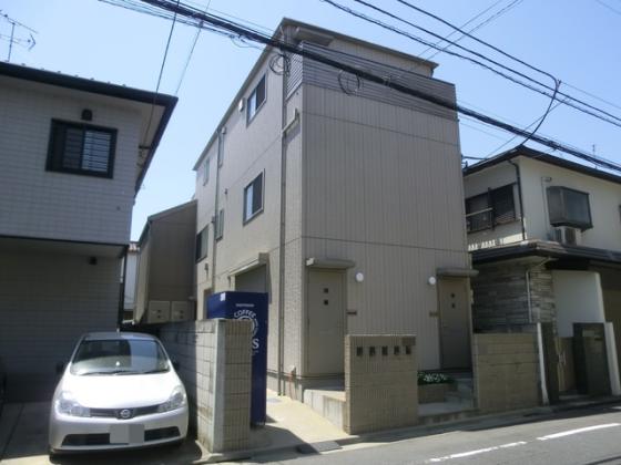 モダンなデザインの外観です。