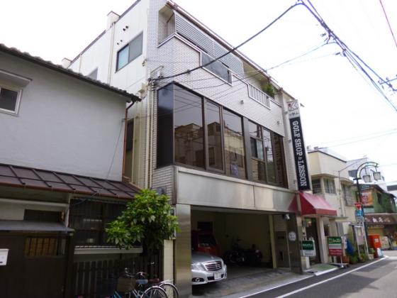まだまだ綺麗な外観です。