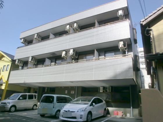 しっかりしたマンションです！